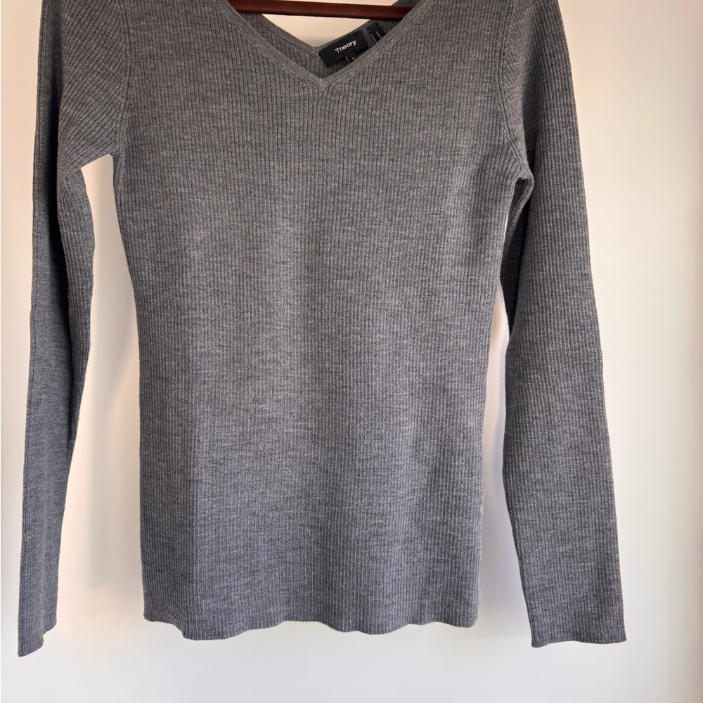 Gray V-Neck Ribbed Women's Sweater